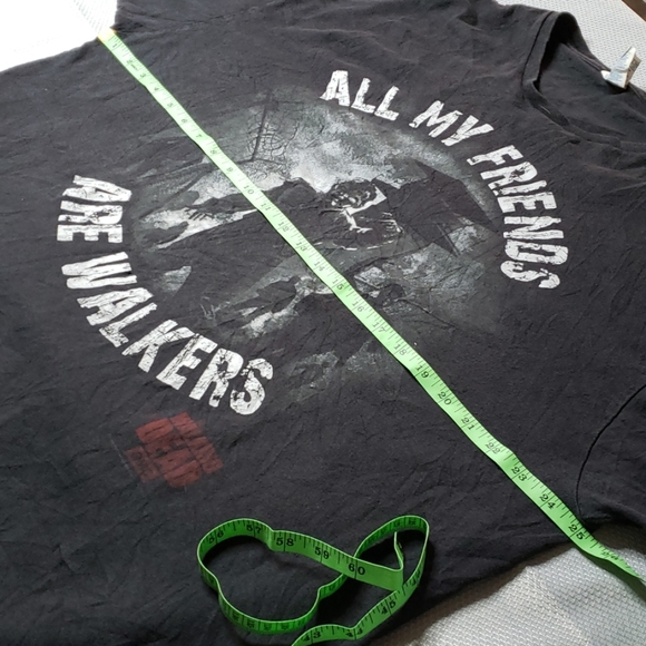 Walking Dead "All My Friends Are Walkers" Tee - 2X - Picture 7 of 8